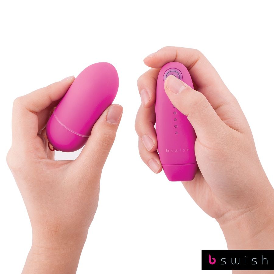 B SWISH Bnaughty Unleashed Classic Rosa – Vibrador Con Control Remoto Para Placer Personalizado