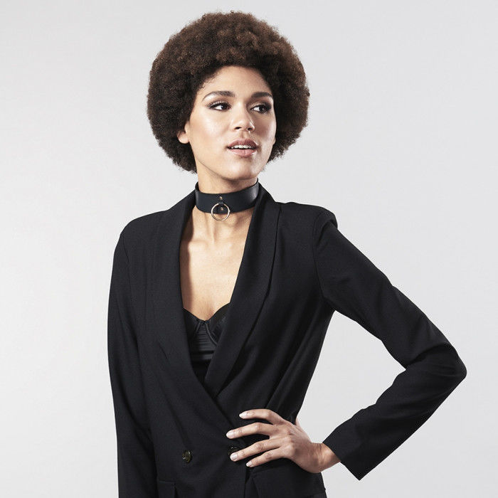 Comprar BIJOUX INDISCRETS MAZE Collar Con Correa Negro – Accesorio Elegante Para Estilo Moderno Y Libertad Sensorial-Noxtic