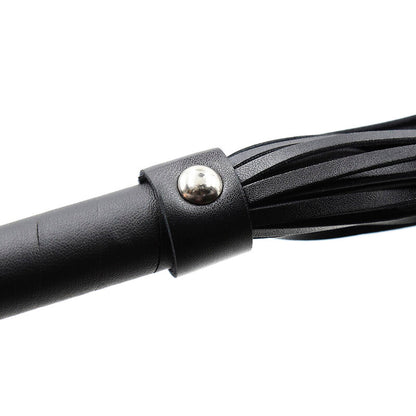 OHMAMA FETISH Látigo Corchetes Plateados – Diseño Elegante Para Exploración Sensorial