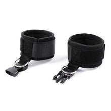 OHMAMA FETISH - NEOPRENE HANDCUFFS WITH CLOSURE