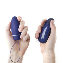 Comprar B SWISH Bnaughty Deluxe Unleashed Azul Medianoche – Bala Vibradora Compacta Para Placer Discreto-Noxtic