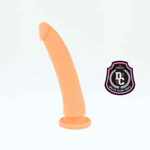 DELTA CLUB Dildo Realistico in Silicone Medico Naturale 17 cm - Materiale Sicuro per un Piacere Affidabile