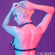 Comprar CALEXOTICS Arnés Halter Con Hebilla Negro – Diseño Elegante Para Libertad Sensorial-Noxtic