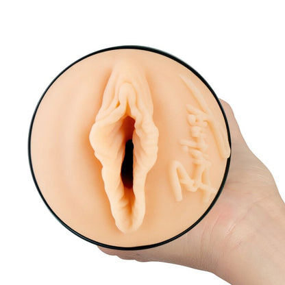 KIIROO Feel Britney Amber – Masturbatore con materiale simile alla pelle per un'esperienza realistica