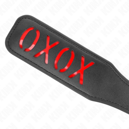 KINK Round Corner Paddle XOXO 32 x 6 cm – Design ergonomico per giochi di piacere sensuale